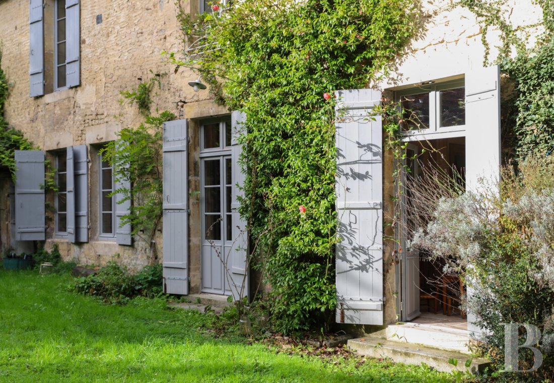 A 17th and 18th century house in the heart of a historic district in in Falaise, Normandy - photo  n°5
